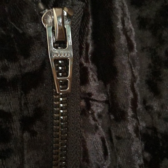 BLANKNyC Black Crushed Velvet Zip up Moto Jacket - Picture 11 of 15